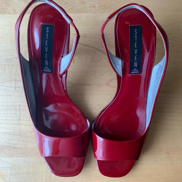 “Audrey” Red Patent Steven by Steven Madden heels - Picture 2 of 6